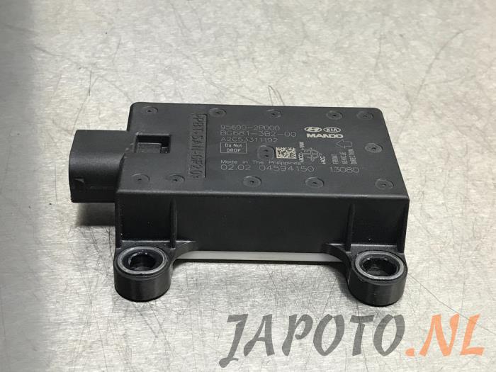Begagnade Styrvinkelsensor Hyundai iX35 (LM) 1.6 GDI 16V Pris € 76,17 Inklusive moms erbjuds av Japoto Parts B.V.