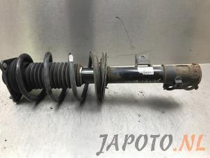 Used Front shock absorber rod, left Hyundai iX35 (LM) 1.6 GDI 16V Price € 66,49 Inclusive VAT offered by Japoto Parts B.V.