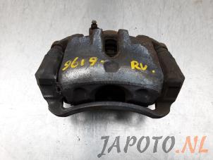 Used Front brake calliper, right Hyundai iX35 (LM) 1.6 GDI 16V Price € 59,29 Inclusive VAT offered by Japoto Parts B.V.