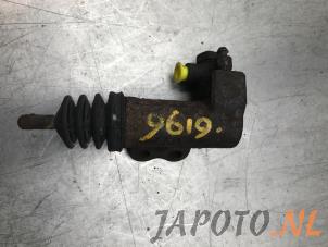 Used Clutch slave cylinder Hyundai iX35 (LM) 1.6 GDI 16V Price € 24,14 Inclusive VAT offered by Japoto Parts B.V.