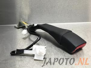 Used Rear seatbelt buckle, right Lexus CT 200h 1.8 16V Price € 19,99 Margin scheme offered by Japoto Parts B.V.