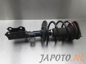 Used Front shock absorber rod, right Lexus CT 200h 1.8 16V Price € 74,95 Margin scheme offered by Japoto Parts B.V.