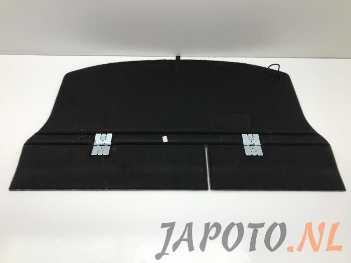 Floor panel load area from a Suzuki Splash 1.0 12V 2009