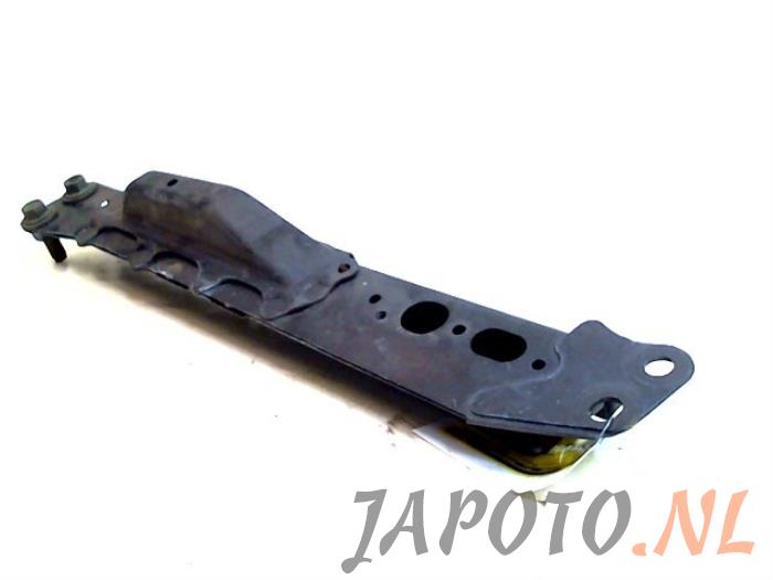 Used Subframe Toyota Avensis Wagon (T27) 2.0 16V VVT-i Price € 31,45 Margin scheme offered by Japoto Parts B.V.