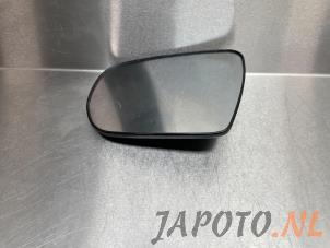 Used Mirror glass, left Hyundai iX35 (LM) 1.6 GDI 16V Price € 24,14 Inclusive VAT offered by Japoto Parts B.V.