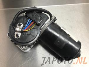 Used Front wiper motor Hyundai iX35 (LM) 1.6 GDI 16V Price € 48,34 Inclusive VAT offered by Japoto Parts B.V.