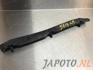 Used Rear bumper bracket, left Hyundai iX35 (LM) 1.6 GDI 16V Price € 18,09 Inclusive VAT offered by Japoto Parts B.V.