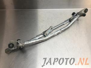 Used Wiper mechanism Hyundai iX35 (LM) 1.6 GDI 16V Price € 72,54 Inclusive VAT offered by Japoto Parts B.V.