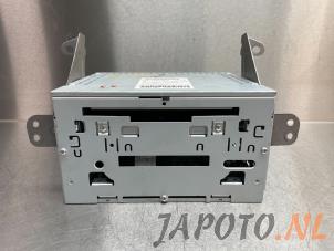 Usagé Radio/Lecteur CD Mitsubishi ASX 1.6 MIVEC 16V Prix € 89,95 Règlement à la marge proposé par Japoto Parts B.V.