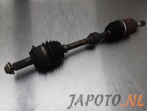 Usagé Arbre de transmission avant gauche Mazda 6 Sportbreak (GY19/89) 1.8i 16V Prix € 50,00 Règlement à la marge proposé par Japoto Parts B.V.