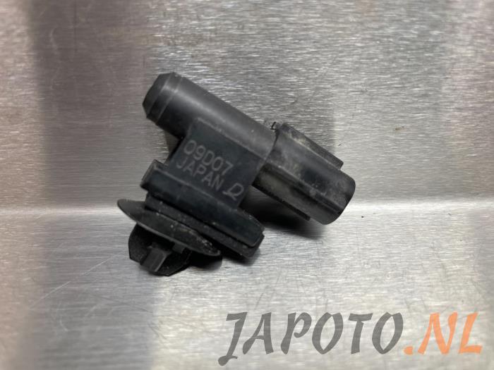 Begagnade Utetemperatursensor Toyota Corolla (E21/EA1/EH1) 1.8 16V Hybrid Pris € 20,95 Marginaltabell erbjuds av Japoto Parts B.V.