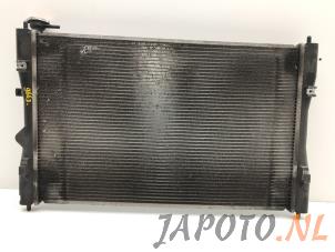 Usagé Radiateur d'eau Mitsubishi Colt (Z2/Z3) 1.3 16V Prix € 39,99 Règlement à la marge proposé par Japoto Parts B.V.