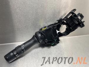 Usagé Commutateur lumière Toyota Aygo (B40) 1.0 12V VVT-i Prix € 34,99 Règlement à la marge proposé par Japoto Parts B.V.