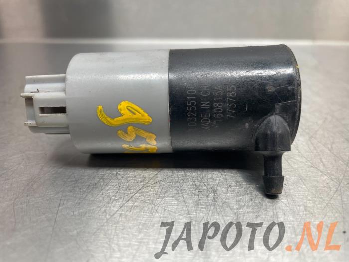 Pompa spryskiwacza przód z Toyota Aygo (B40) 1.0 12V VVT-i 2017