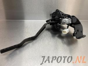 Używane Silnik dachu cabrio Lexus IS C (E2) 250 C 2.5 V6 24V Cena € 299,95 Procedura marży oferowane przez Japoto Parts B.V.