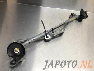 Usagé Mécanique essuie-glace Lexus IS C (E2) 250 C 2.5 V6 24V Prix € 34,95 Règlement à la marge proposé par Japoto Parts B.V.