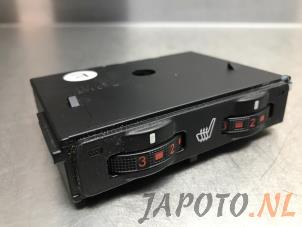 Używane Przelacznik ogrzewania fotela Lexus IS C (E2) 250 C 2.5 V6 24V Cena € 24,95 Procedura marży oferowane przez Japoto Parts B.V.