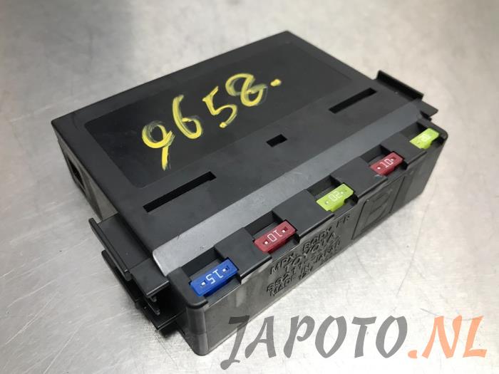 Used Body control computer Lexus IS C (E2) 250 C 2.5 V6 24V Price € 103,95 Margin scheme offered by Japoto Parts B.V.