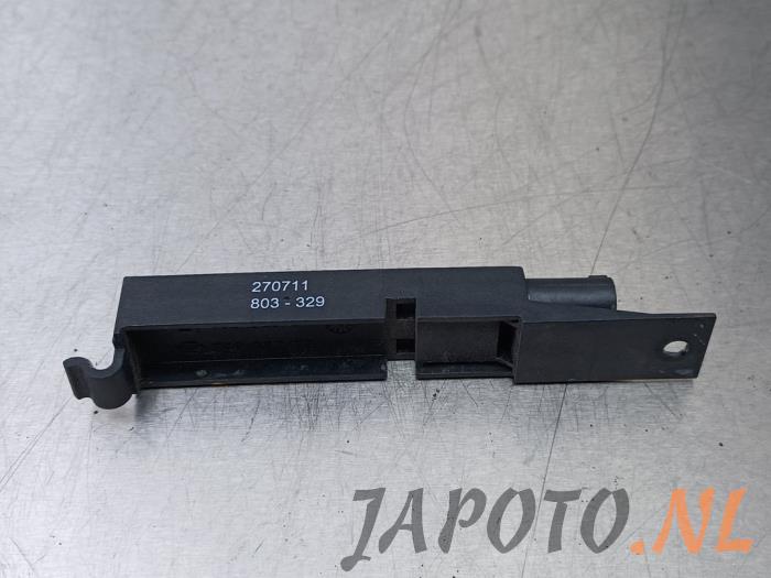 Używane Keyless Entry-Antena Chevrolet Volt 1.4 16V Cena € 10,45 Procedura marży oferowane przez Japoto Parts B.V.
