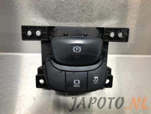 Gebrauchte Handbremse Schalter Toyota C-HR (X1,X5) 1.2 16V Turbo Preis € 60,49 Mit Mehrwertsteuer angeboten von Japoto Parts B.V.