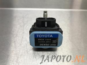 Usados Sensor de airbag Toyota C-HR (X1,X5) 1.2 16V Turbo Precio € 24,19 IVA incluido ofrecido por Japoto Parts B.V.