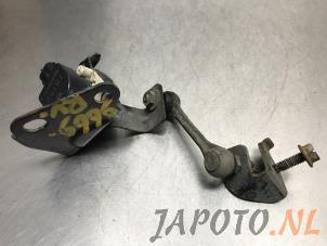 Usagé Module Xenon Mitsubishi ASX 1.6 MIVEC 16V Prix € 34,95 Règlement à la marge proposé par Japoto Parts B.V.