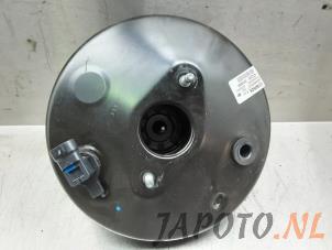 Usagé Assistant de freinage Toyota Aygo (B40) 1.0 12V VVT-i Prix € 39,95 Règlement à la marge proposé par Japoto Parts B.V.