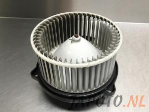 Usados Motor de ventilador de calefactor Mazda 6 Sport (GH14/GHA4) 2.5 16V S-VT GT-M Precio € 34,95 Norma de margen ofrecido por Japoto Parts B.V.