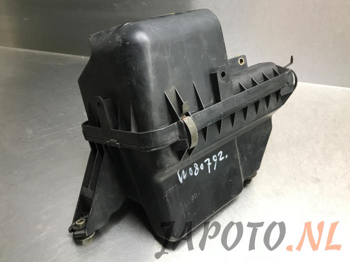 Gebrauchte Luftfiltergehäuse Mazda MX-5 (NB18/35/8C) 1.6i 16V Preis € 78,75 Margenregelung angeboten von Japoto Parts B.V.