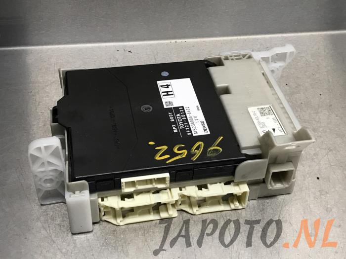 Used Body control computer Toyota Yaris III (P13) 1.5 16V Hybrid Price € 83,95 Margin scheme offered by Japoto Parts B.V.
