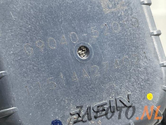 Bomba de agua de un Toyota Yaris III (P13) 1.5 16V Hybrid 2014