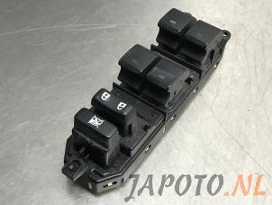 Used Multi-functional window switch Lexus CT 200h 1.8 16V Price € 49,95 Margin scheme offered by Japoto Parts B.V.