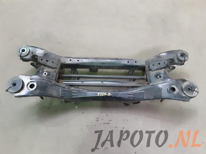Subframe from a Lexus CT 200h 1.8 16V 2014