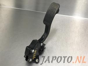 Used Accelerator pedal Lexus CT 200h 1.8 16V Price € 49,95 Margin scheme offered by Japoto Parts B.V.