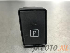 Used PDC switch Lexus CT 200h 1.8 16V Price € 19,99 Margin scheme offered by Japoto Parts B.V.