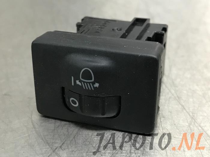 AIH headlight switch from a Lexus CT 200h 1.8 16V 2014