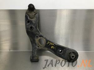 Used Front lower wishbone, right Lexus CT 200h 1.8 16V Price € 49,95 Margin scheme offered by Japoto Parts B.V.