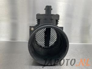 Luftmengenmesser van een Nissan Terrano II (R20/TR50) 2.7 TDi 1999