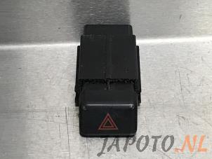 Used Panic lighting switch Toyota HiAce II 2.5 D4-D 117 4x4 Price € 12,04 Inclusive VAT offered by Japoto Parts B.V.