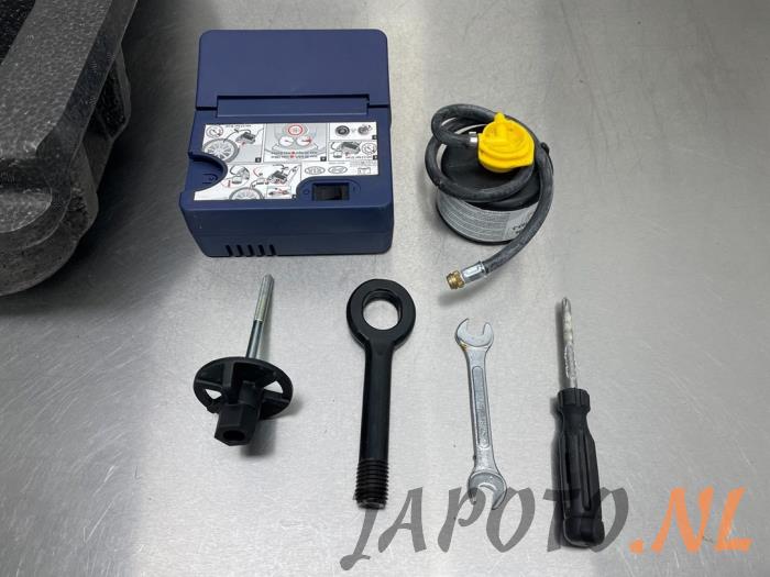 Tyre repair kit Kia Picanto 1.0 12V 09149430001