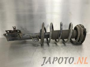 Used Front shock absorber rod, left Nissan Qashqai (J10) 1.6 16V Price € 49,95 Margin scheme offered by Japoto Parts B.V.