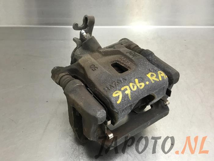 Rear brake calliper, right from a Mazda CX-5 (KE,GH) 2.0 SkyActiv-G 16V 2WD 2015