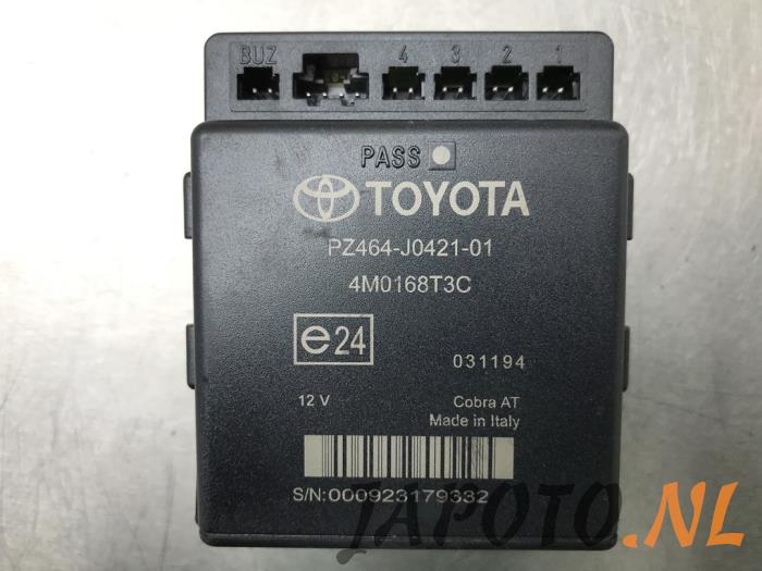 Usados Módulo PDC Lexus RX (L2) 400h V6 24V VVT-i 4x4 Precio € 104,95 Norma de margen ofrecido por Japoto Parts B.V.