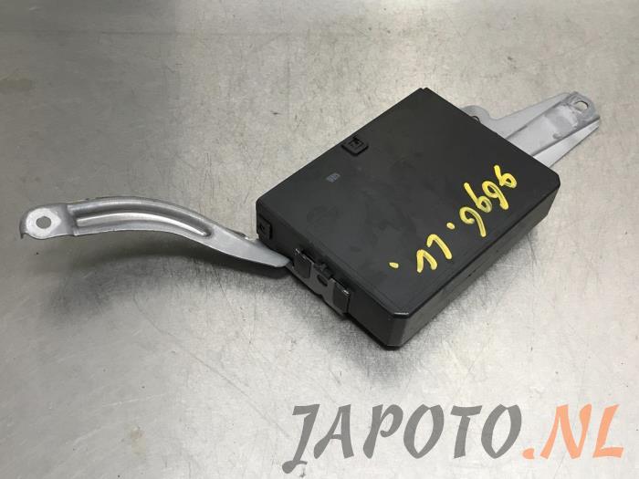 Używane Modul (rózne) Lexus LS (F4) 460 4.6 32V VVT-i Cena € 52,45 Procedura marży oferowane przez Japoto Parts B.V.