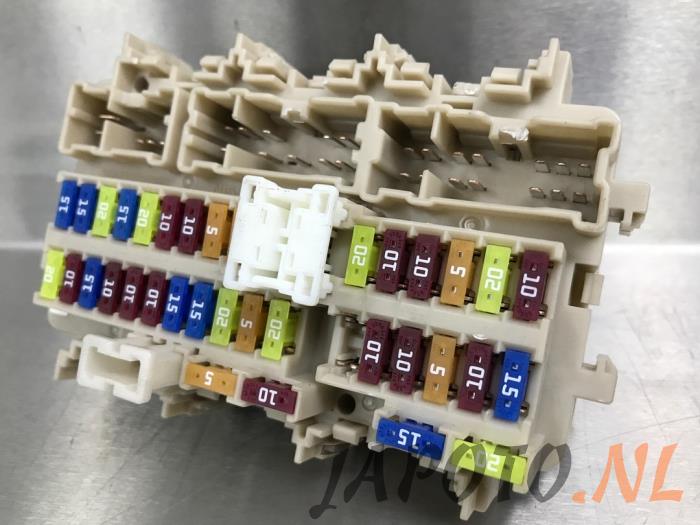 Fuse box from a Nissan Qashqai (J11) 1.5 dCi DPF 2017
