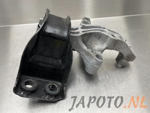Używane Wspornik silnika Nissan Qashqai (J11) 1.5 dCi DPF Cena € 29,99 Procedura marży oferowane przez Japoto Parts B.V.
