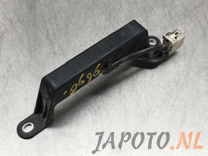 Używane Keyless Entry-Antena Lexus LS (F4) 460 4.6 32V VVT-i Cena € 15,70 Procedura marży oferowane przez Japoto Parts B.V.