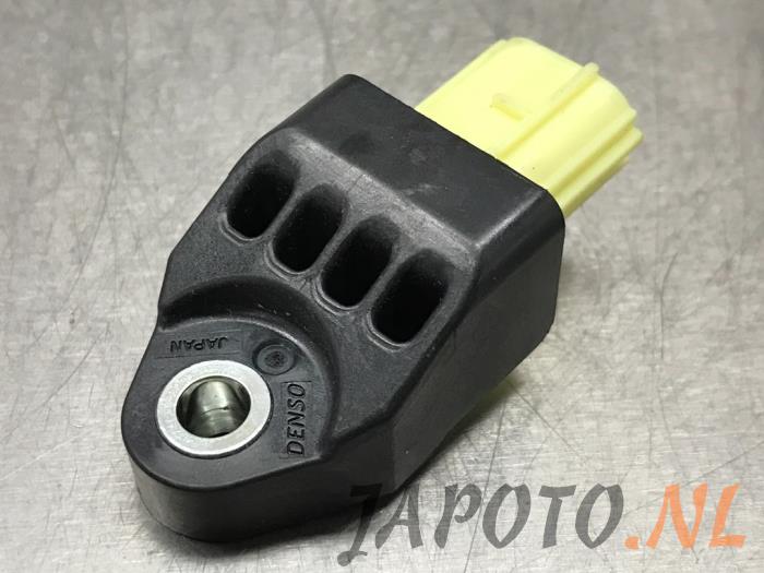 Begagnade Airbagsensor Lexus LS (F4) 460 4.6 32V VVT-i Pris € 26,20 Marginaltabell erbjuds av Japoto Parts B.V.