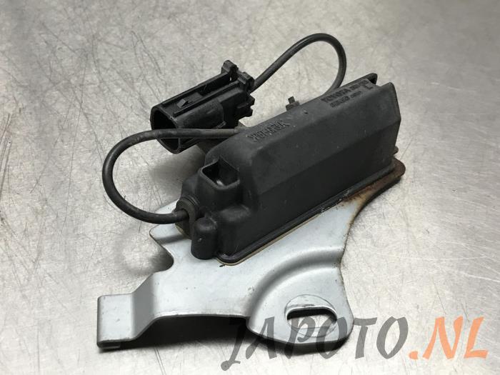 Begagnade Däcktrycksantenn Lexus LS (F4) 460 4.6 32V VVT-i Pris € 41,95 Marginaltabell erbjuds av Japoto Parts B.V.