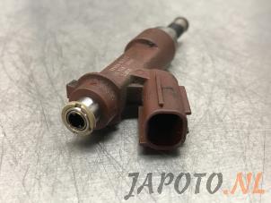 Usados Inyector (inyección de gasolina) Toyota Aygo (B40) 1.0 12V VVT-i Precio € 20,00 Norma de margen ofrecido por Japoto Parts B.V.